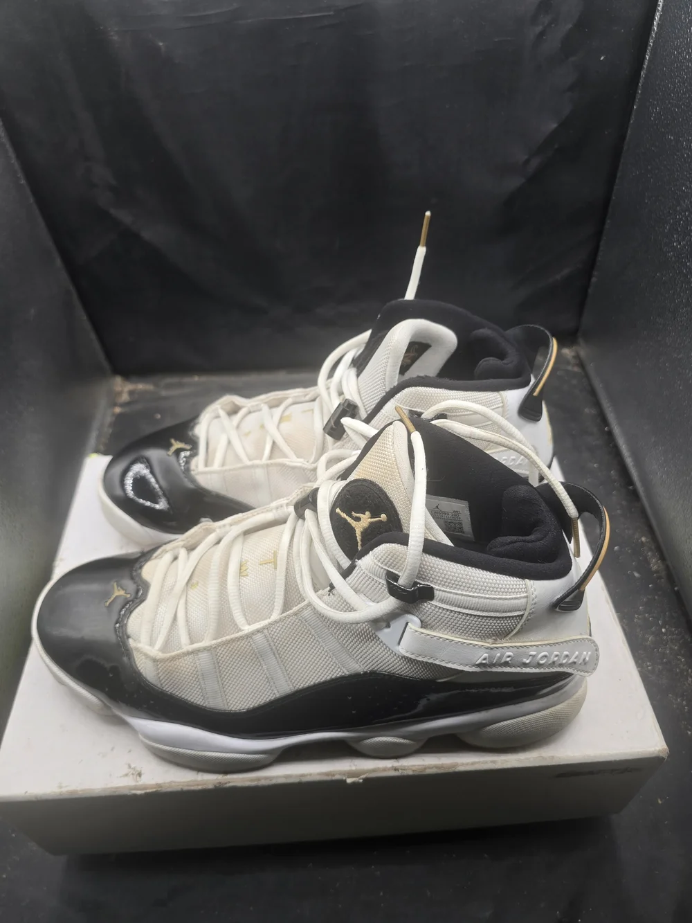 A0385 Jordan‎ Men’s Athletic Shoes Black White Gold